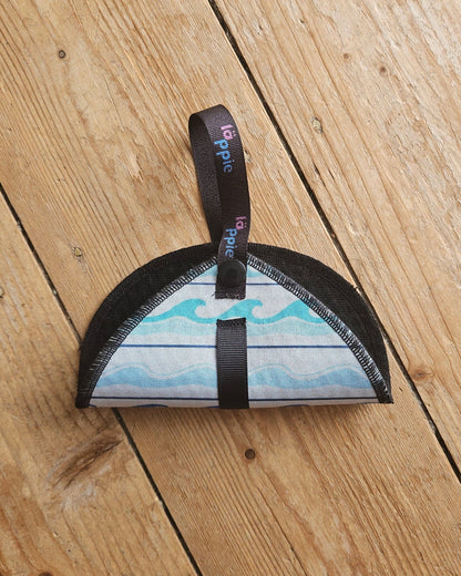 Läppie Pinkeltuch "Waves" – (Wellendesign weiß/Blau) - Läppie